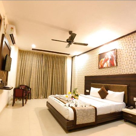 Hotel Badrika Inn Rewa Exterior foto