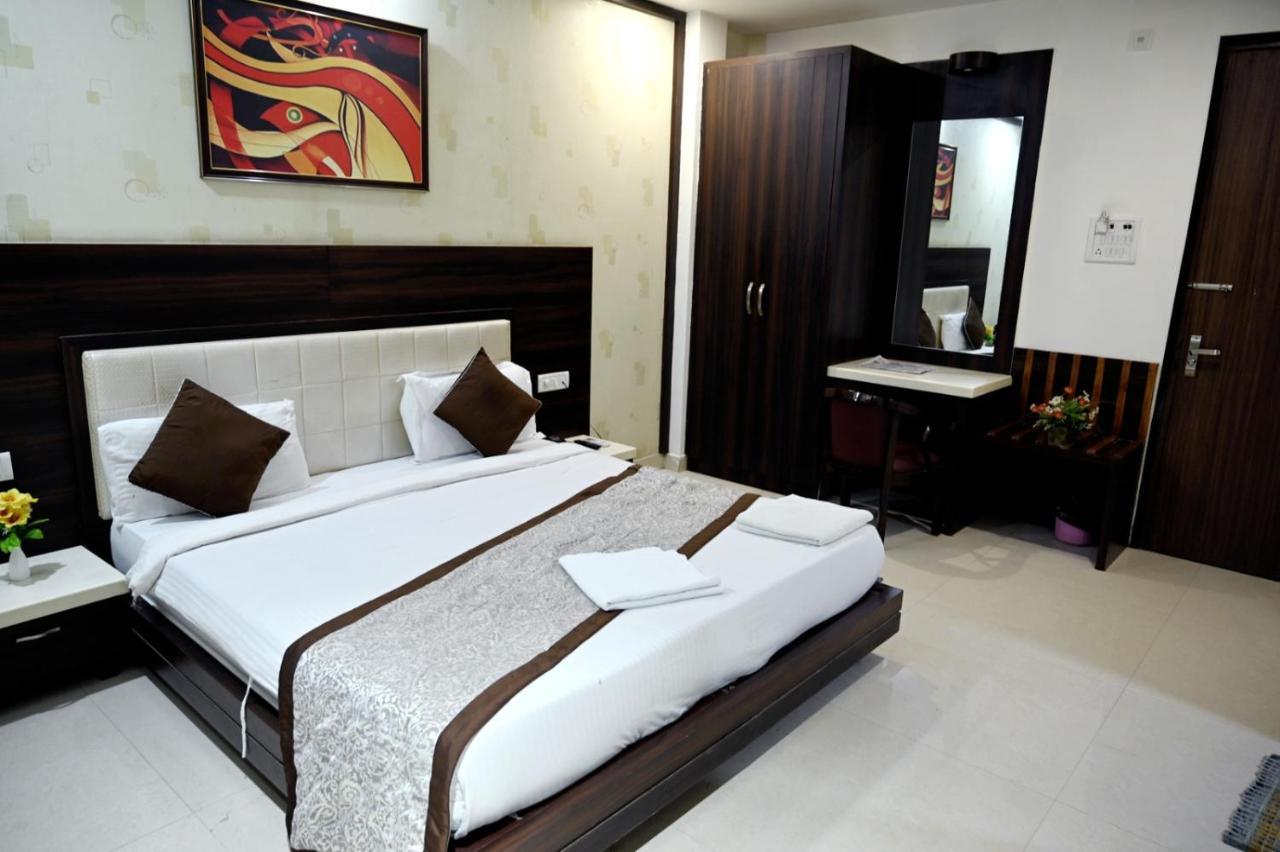 Hotel Badrika Inn Rewa Exterior foto