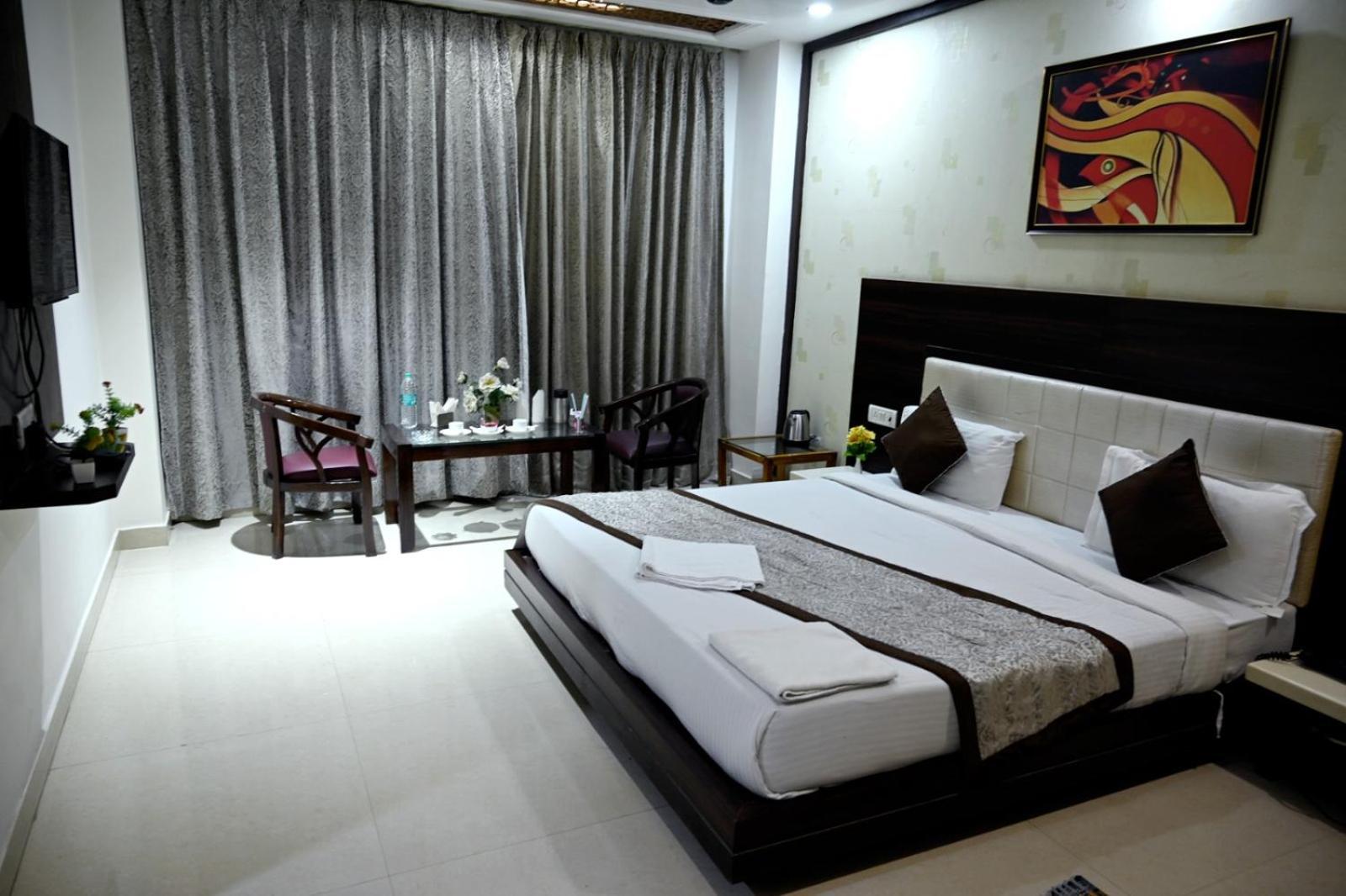 Hotel Badrika Inn Rewa Exterior foto